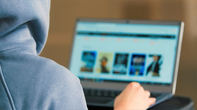 El Indecopi bloquea más de 400 sitios webs que pirateaban películas, series y música