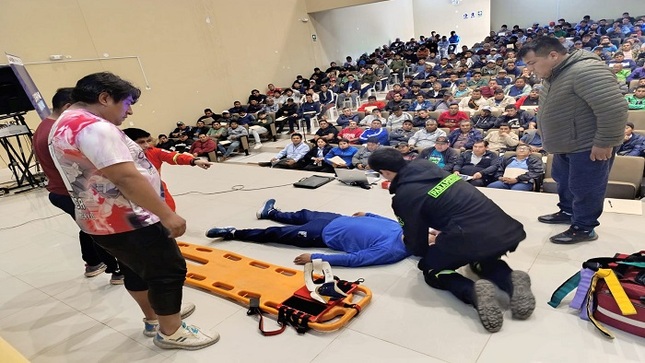 Conductores de vehículos mayores de Huaral se beneficiaron con curso de seguridad vial "Responsables Manejando"