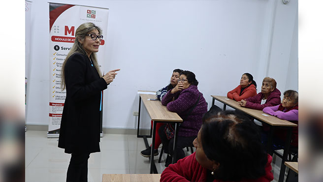 Juezas de la Corte Superior del Callao dieron charlas jurídicas a mujeres empoderadas de comedores populares y vasos de leche de Carmen de la Legua 