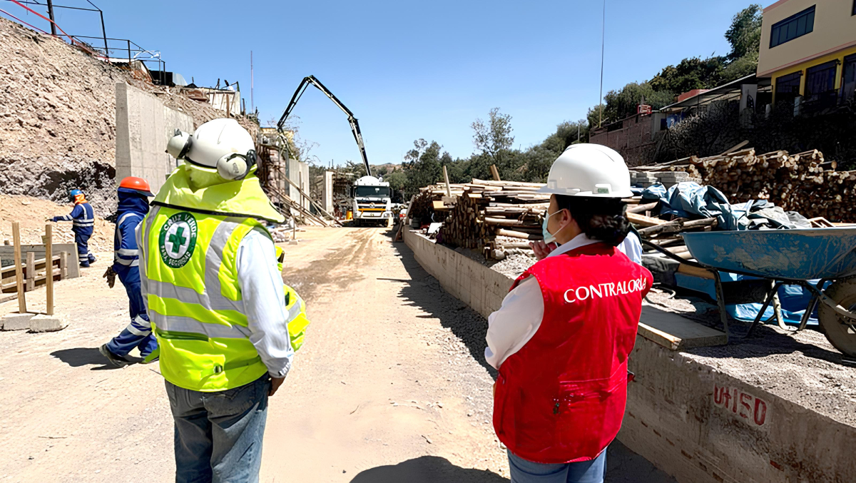 Moquegua.- En el marco del control concurrente, la Contraloría General advirtió la falta de ensayos de control de calidad en los agregados para concreto y en el relleno utilizado en la obra "Mejoramiento del malecón ribereño de Torata". Los trabajos están a cargo de la Municipalidad Distrital de Torata por administración directa.