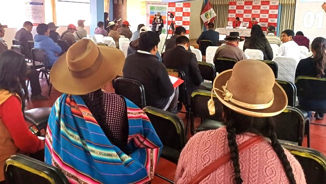 Cusco.– Los ciudadanos de la provincia de Urubamba podrán presentar y exponer sus denuncias sobre el presunto uso indebido de bienes, obras públicas (defectuosas, sobrevaloradas y/o paralizadas), contratación de personal, direccionamiento en las contrataciones, ejecución del presupuesto público, entre otras, de esta jurisdicción durante la audiencia pública “La Contraloría te escucha” que se realizará este jueves 26 de setiembre.