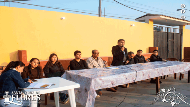 Importante reunión con vecinos de Azpitia: Avances en la obra de agua y alcantarillado