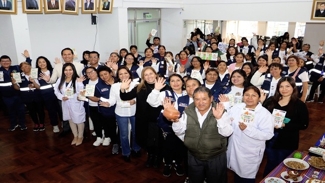 Municipalidad Provincial presenta recetario del programa NutriHuaral para combatir la anemia infantil 