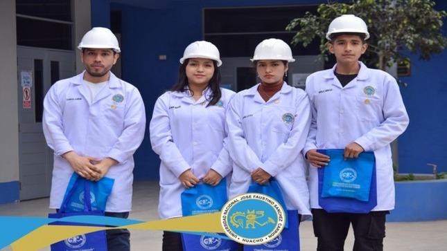 La Facultad de Ingeniería Pesquera realizó la tradicional bienvenida cachimbo a los estudiantes del semestre académico 2024-II.