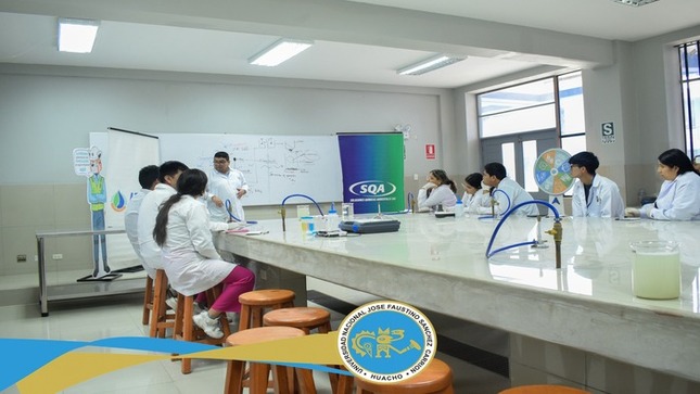 Cerca de 400 universitarios  vienen participando del  29° Congreso Peruano de Estudiantes de Ingeniería Química 2024 (COPEIQ) que se desarrolla en la Sánchez Carrión.