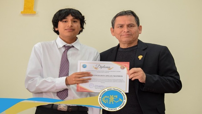 Se realizó la ceremonia de bienvenida a los cachimbos del semestre académico 2024-II.