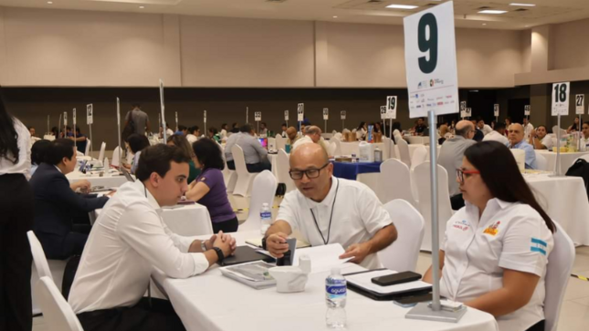Misión empresarial peruana explora oportunidades comerciales en Honduras