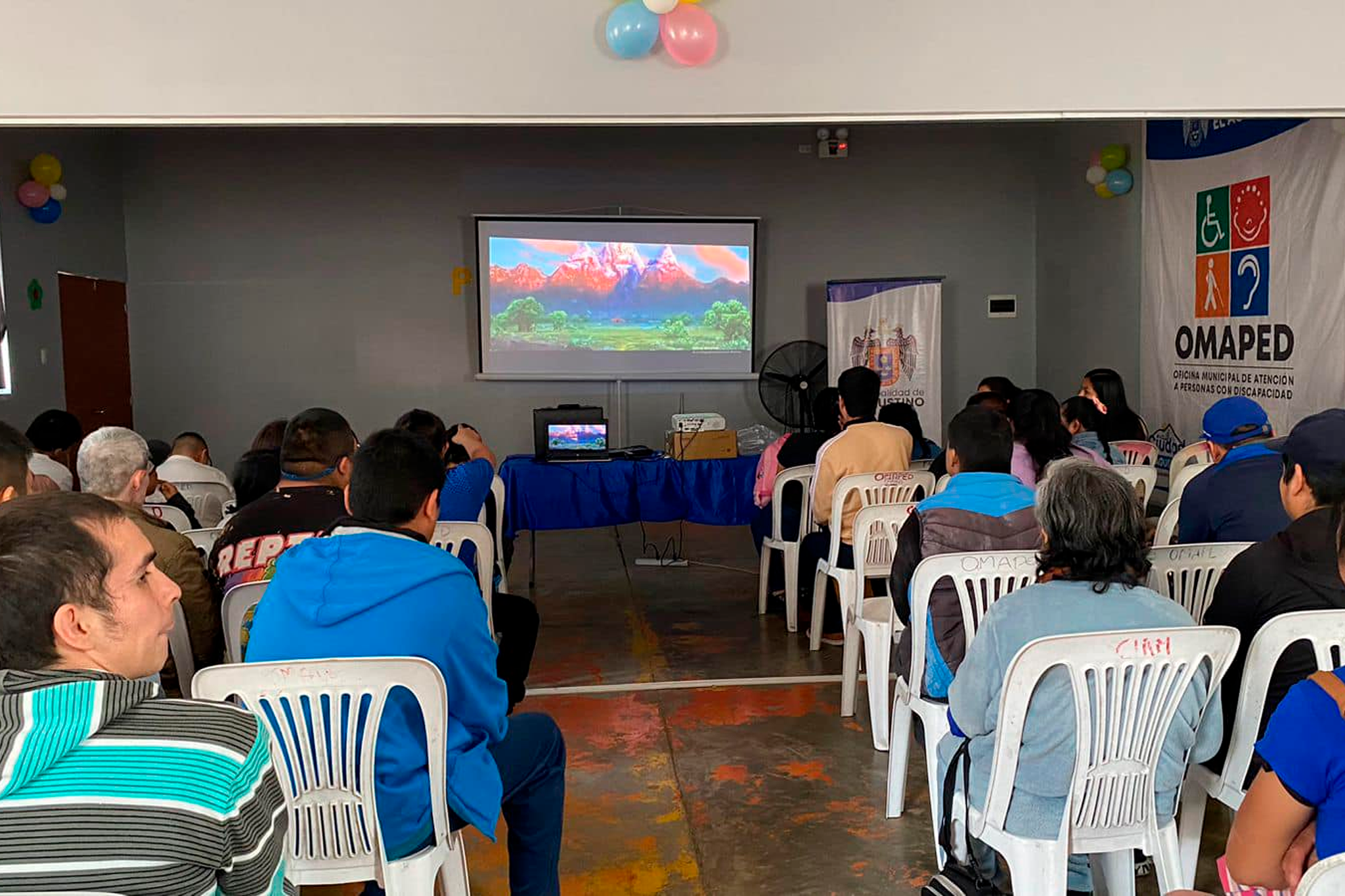 Cine y Fiesta por el Dìa de la Primavera de los chicos de la OMAPED
