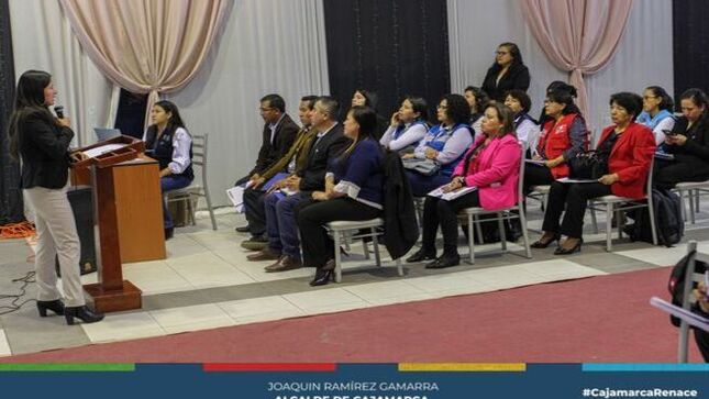 🌍 La provincia de Cajamarca se enfrenta a la problemática de la trata de personas. Para hacer frente a esta situación, la Municipalidad Provincial de Cajamarca, junto con los integrantes del Comité de Acción contra la Trata de Personas, han emprendido acciones preventivas.
🛡️ Estas acciones incluyen la socialización de información sobre la trata de personas y la comisión de este delito en la provincia. Además, se ha brindado asistencia técnica a los diferentes distritos de la provincia, con el objetivo de que cada uno pueda conformar su propio Comité de Trata de Personas.
🚫 De esta manera, se busca establecer límites claros y eficaces a las personas involucradas en este tipo de actividades delictivas.
#CajamarcaRenace