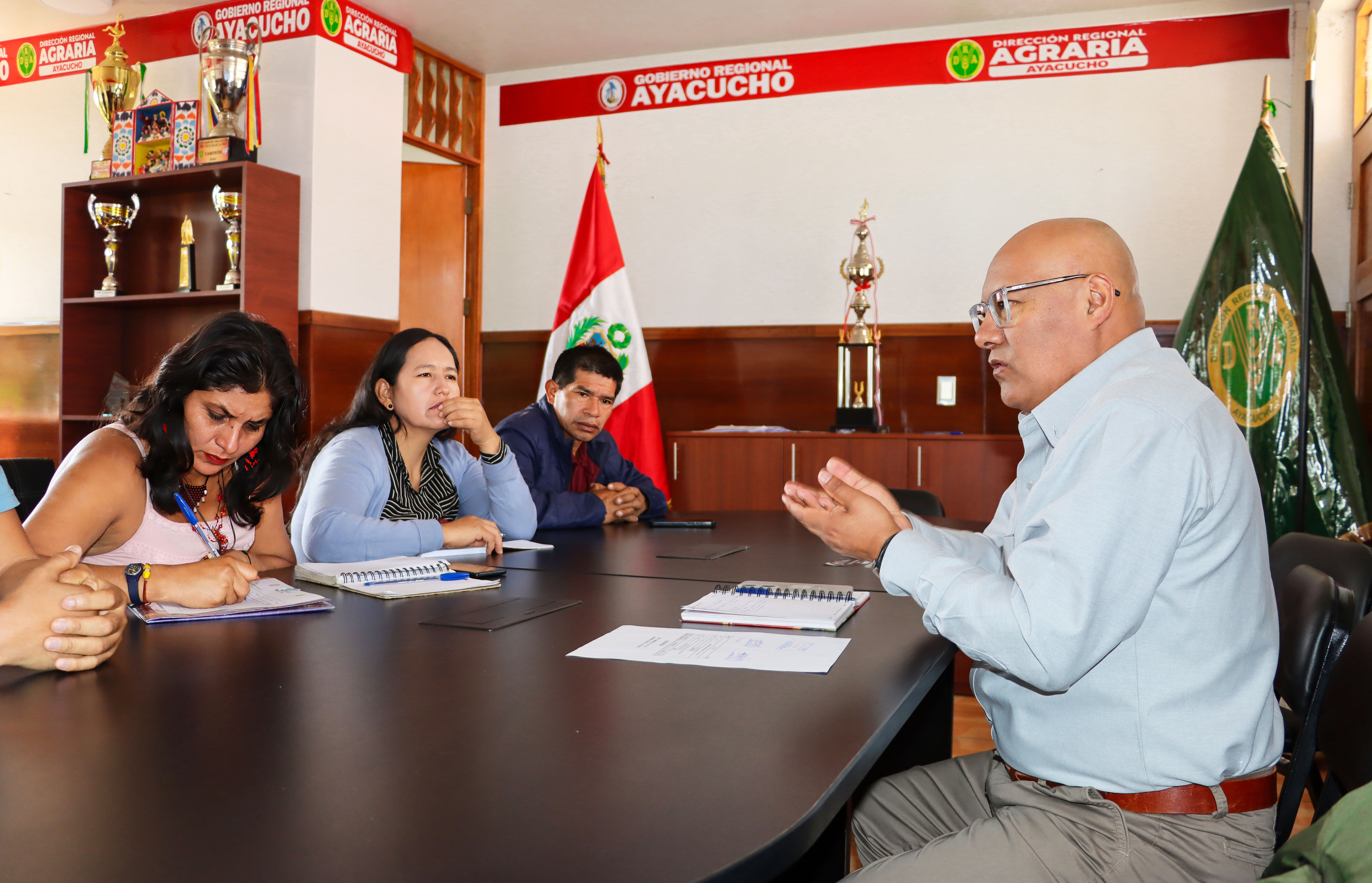 DRA Ayacucho coordina acciones con organizaciones agrarias del VRAE