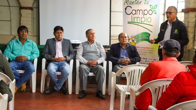DRA Ayacucho promueve ciclo de conferencias por el Día de la Técnica Agraria. 