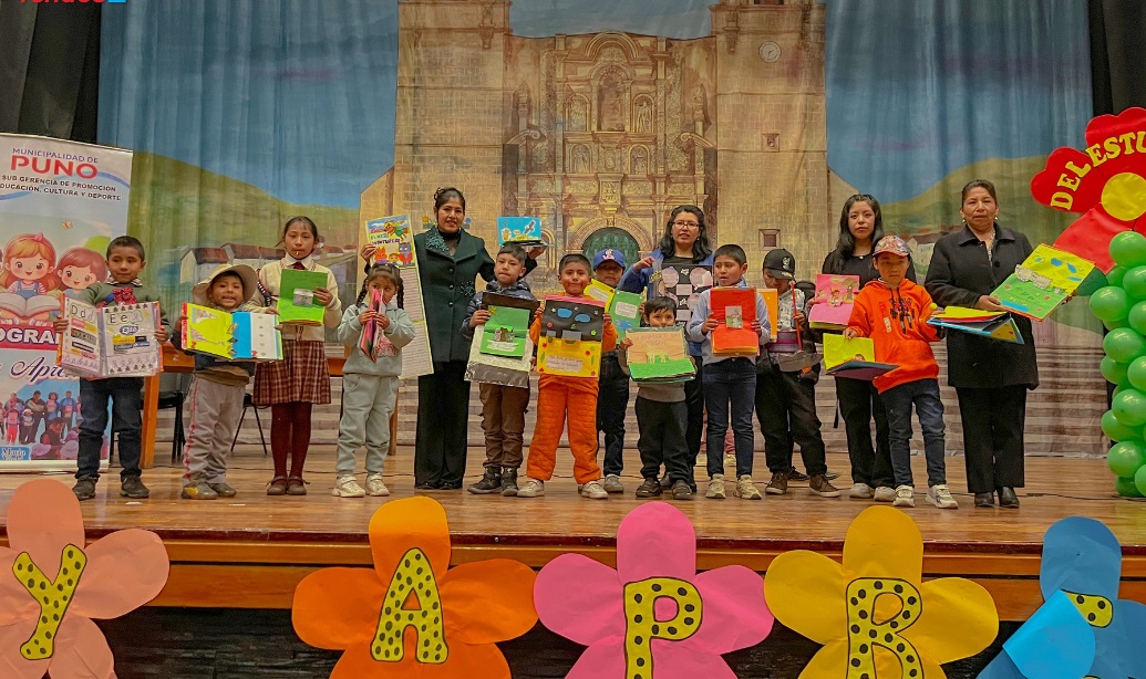 Celebran el día del estudiante con niñas y niños del programa “Leo y aprendo”
