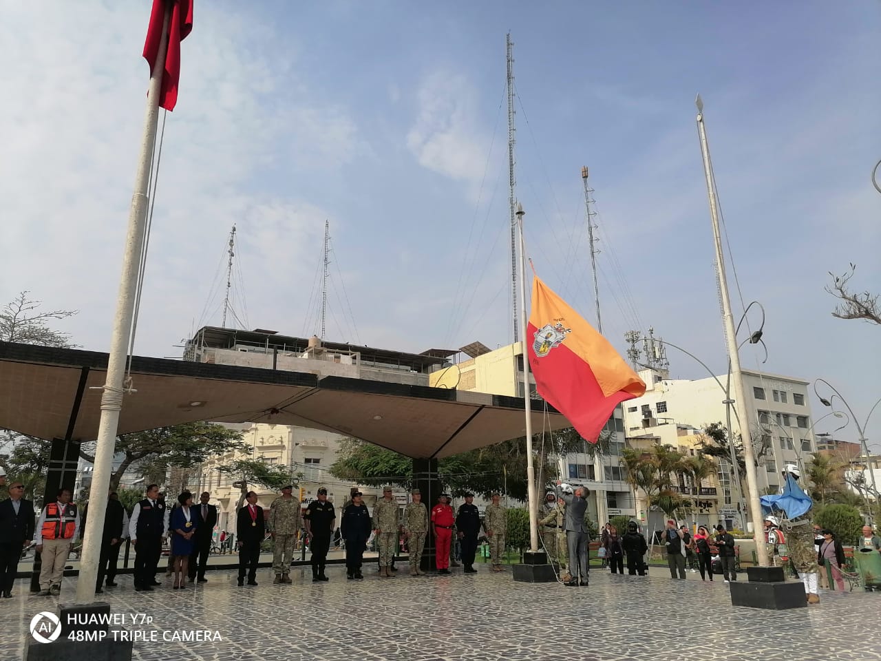 izamiento de la bandera de la región