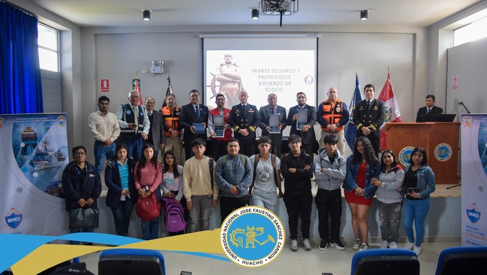 Con motivo de la conmemoración del “Día Marítimo Mundial”, la Capitanía de Puerto de Huacho, en colaboración con la Facultad de Ing. Pesquera, organizó un ciclo de conferencias en la UNJFSC.