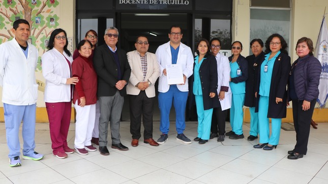 Hospital Regional Docente obtiene certificación del MINSA por su excelente servicio materno