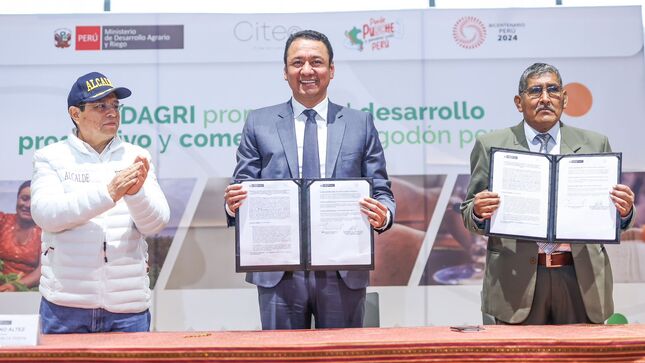Gobierno y sector privado firman convenio para impulsar la producción del algodón textil de calidad