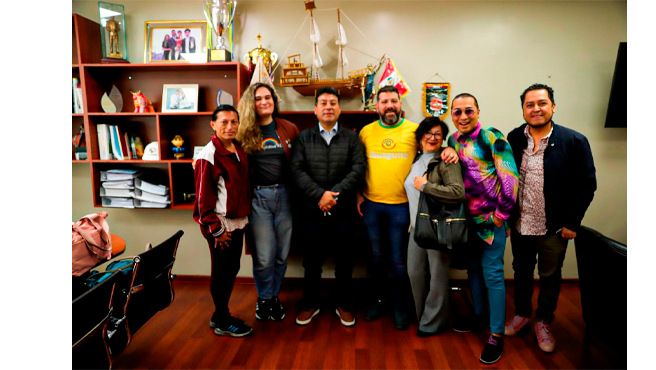 Alcalde Richar Soria se reune con Asociaciòn LGTBI Lumagorri