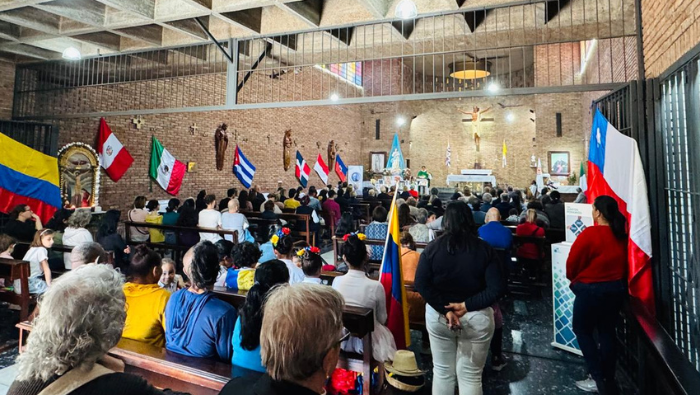 Comunidad peruana en Montevideo fortalece su identidad durante la Jornada Mundial del Migrante y Refugiado