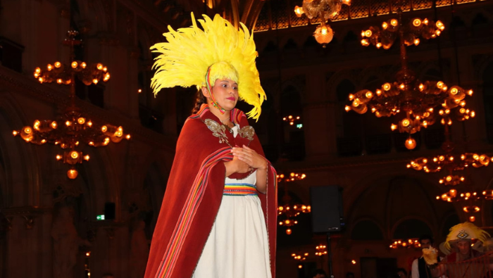 El Perú se luce en presentación de trajes tradicionales en Viena