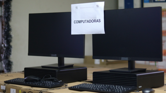 Corte de Ucayali cierra brecha tecnológica con adquisición de nuevos equipos audiovisuales