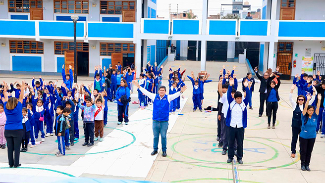 Martín Camacho: “Como sector educación existimos para servir a la comunidad”