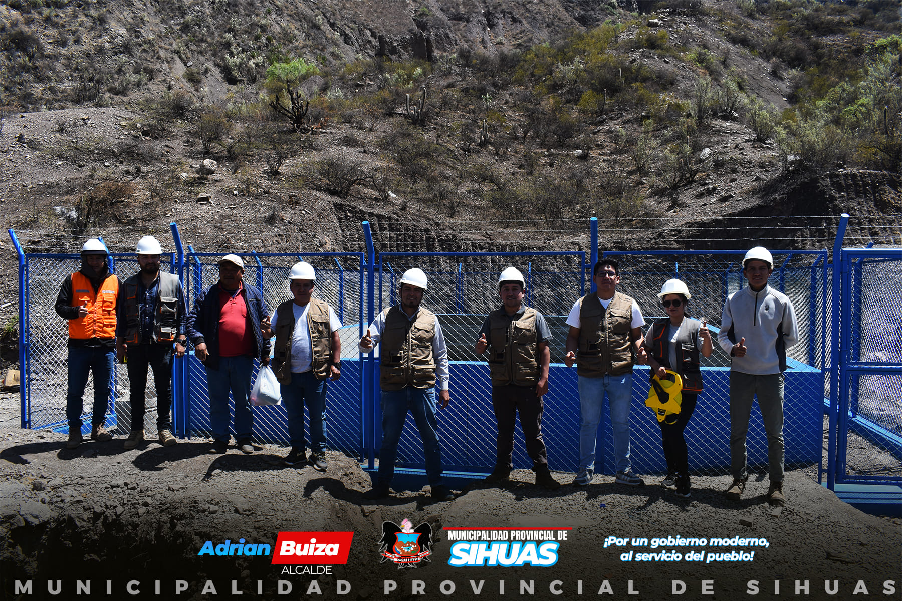 💠 RECEPCIÓN DE OBRA EN EL CASERÍO DE UCHUGAGA 👏
A través del equipo técnico de la Gerencia de Infraestructura, Desarrollo Urbano y Rural, en coordinación con las autoridades del caserío de Uchugaga y la empresa Servicios Consorcio Silvestre, recibió oficialmente la obra "Creación del Sistema de Riego para la Localidad de Uchugaga, Distrito de Huayllabamba, Provincia de Sihuas, Departamento de Áncash", identificada con el Código Único de Inversión (CUI) Nº 2567176.
Con una inversión total de S/. 319,908.07, el proyecto ha incluido una serie de intervenciones clave para garantizar un acceso seguro y sostenible al agua de riego tecnificado, mejorando así las condiciones para la agricultura en la zona.
Esta obra refleja los esfuerzos promovidos bajo el liderazgo y la gestión del alcalde provincial, Mg. Demetrio Adrián Buiza Picón, quien viene impulsando el desarrollo agrícola en la provincia.