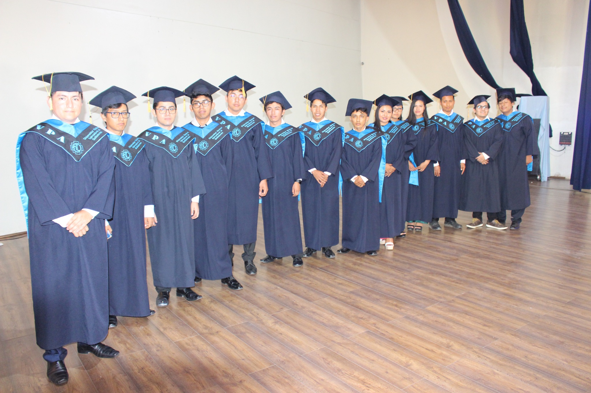 egresados de la UNIQ