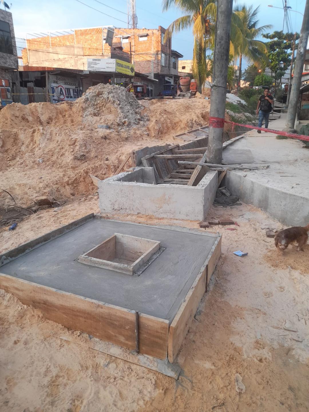 Muni belén avanza con la reparación del alcantarillado en la AV. participación cuadra 10  