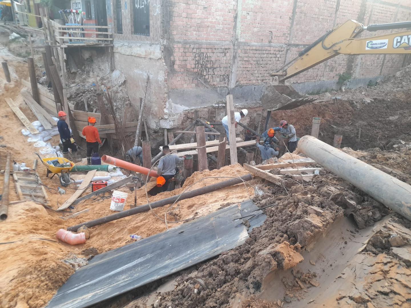 Muni belén avanza con la reparación del alcantarillado en la AV. participación cuadra 10  