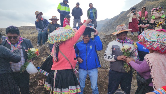 Autoridades de Cusipata entregan el Mantenimiento del cementerio de Llacto en Chillihuani