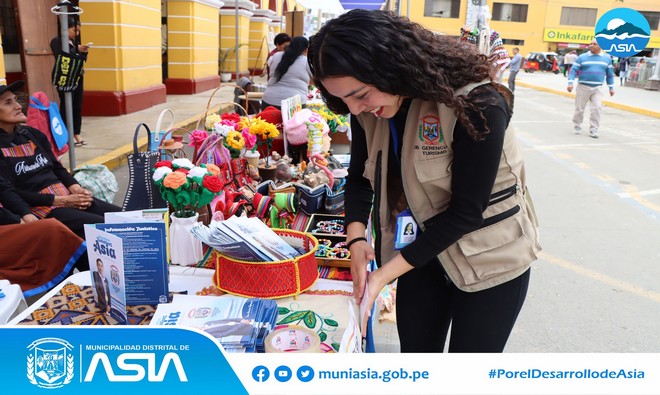 Asia Presente en la feria del turismo en San Vicente