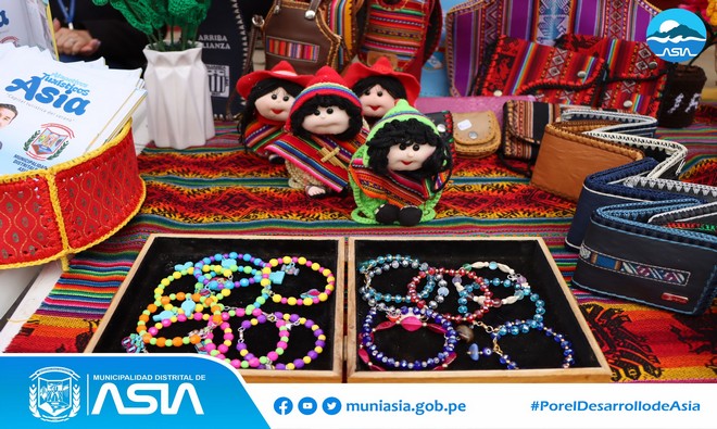 Asia Presente en la feria del turismo en San Vicente