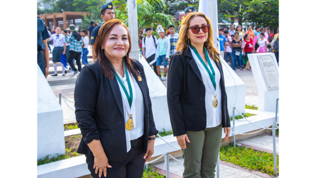 Ceremonia de Izamiento de nuestro Pabellón Nacional en la Plaza Mayor de Tarapoto.