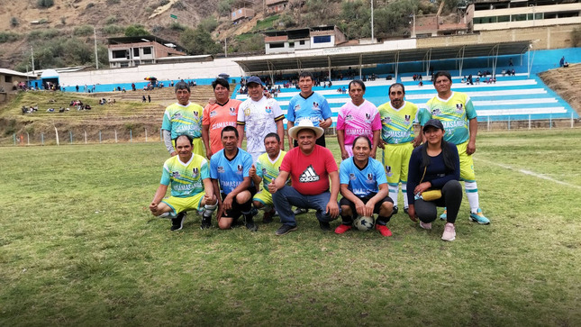 💠 Nos complace anunciar que el “Campeonato Inter Caseríos Copa Integración 2024” ha llegado a su emocionante final. 🎉🏆

Felicitamos a todos los equipos participantes y, en especial, a los ganadores de las tres categorías:

⚽️Fútbol: 
🥇 1er puesto: Caserío de Usamasanga 
🥈 2do puesto: Caserío de Pachcachín 
🥉 3er puesto: Caserío de San Francisco

⚽️Fulbito Máster: 
🥇 1er puesto: Caserío de Querobamba 
🥈 2do puesto: Caserío de Puyuguero 
🥉 3er puesto: Caserío de Maraybamba Arriba

🏐Vóley: 
🥇 1er puesto: Caserío de Puyuguero 
🥈 2do puesto: Caserío de Usamasanga 
🥉 3er puesto: Caserío de Maraybamba Abajo

El alcalde provincial de Sihuas, Mag. Demetrio Buiza Picón, dio unas palabras de felicitación y se realizó la premiación, acompañado de los gerentes. Esta actividad fue organizada por el área de Educación, Cultura y Deporte, de la Gerencia de Desarrollo Social y Servicios Públicos.

 Sigamos promoviendo el deporte y la integración en nuestra provincia. 💪🏽🏅