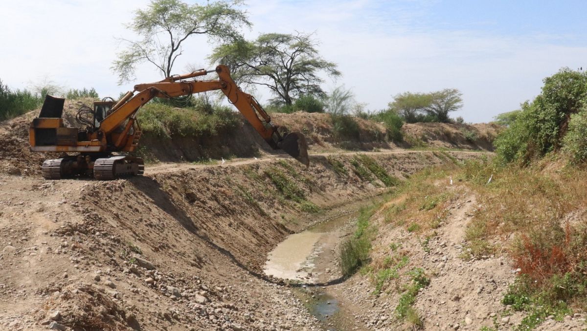 Piura.- La Contraloría General advirtió deficiencias y posibles sobrecostos, que superan el millón de soles, en el expediente técnico del proyecto de mejoramiento y ampliación del servicio de agua del sistema de riego del canal en el sector Hualtaco IV del distrito de Tambogrande. Por tal motivo, recomendó al Gobierno Regional Piura la pronta adopción de acciones.