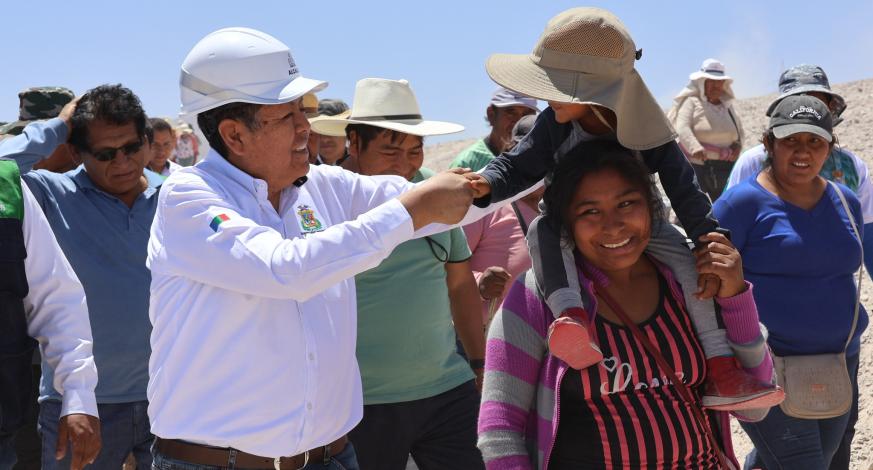 En una visita inopinada, el Alcalde de la Municipalidad Provincial de Mariscal Nieto realizó una visita e inspección inopinada a los avances del proceso de formalización de viviendas en el marco del Proyecto de Integración de Viviendas en Alto Chen Chen.