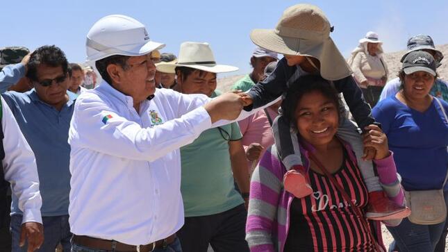 En una visita inopinada, el Alcalde de la Municipalidad Provincial de Mariscal Nieto realizó una visita e inspección inopinada a los avances del proceso de formalización de viviendas en el marco del Proyecto de Integración de Viviendas en Alto Chen Chen.