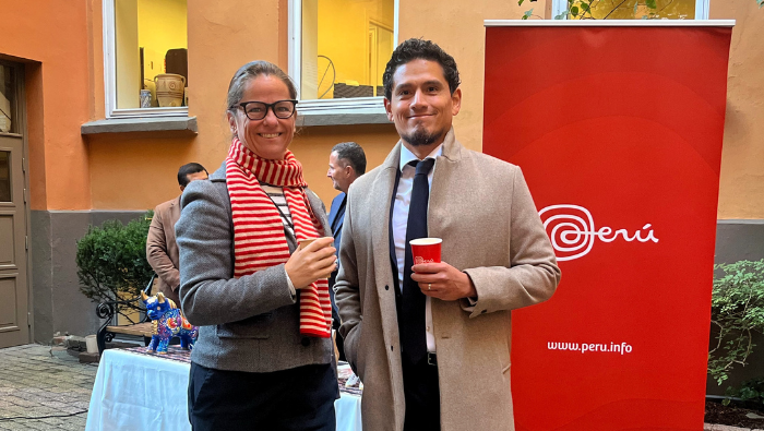 Embajada peruana en Noruega celebra el Día Internacional del Café con una degustación de café nacional en Oslo