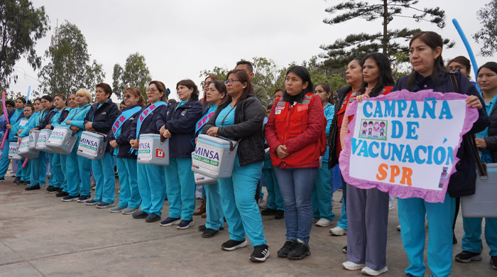 Más de 50 brigadas de salud se inició el barrido de vacunación contra el sarampión en San Juan de Miraflores