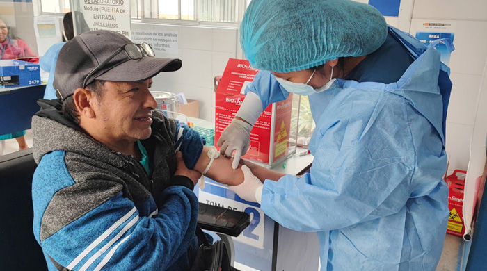 Más de 400 atenciones en campaña de salud en Villa María del Triunfo