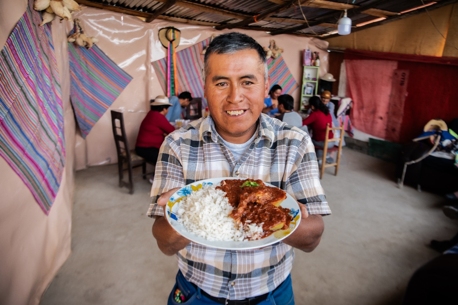 Gobierno impulsa campaña “El Perú come cuy” para beneficio de más de 800 mil familias dedicadas a esta cadena productiva