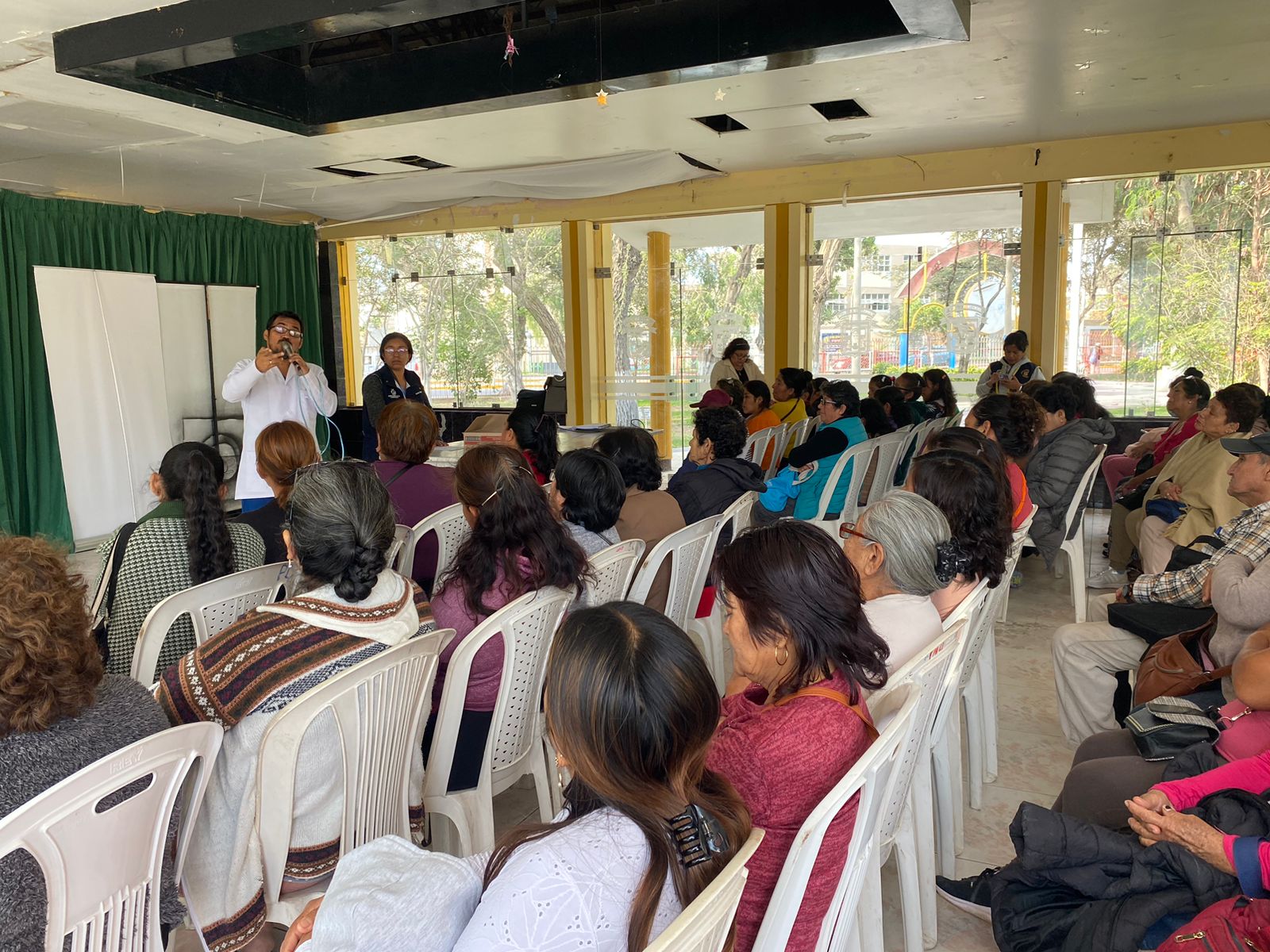 mujeres madres lideresas de comedores y programas sociales 2