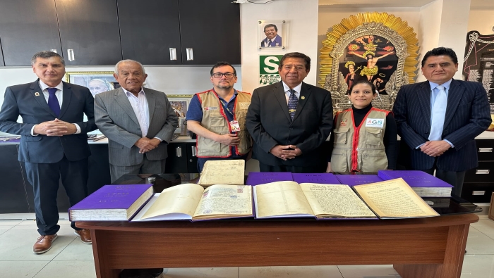 Ministerio de Cultura declaró Patrimonio Cultural a documentos de la Octava Cuadrilla de Cargadores del Señor de los Milagros de Nazarenas