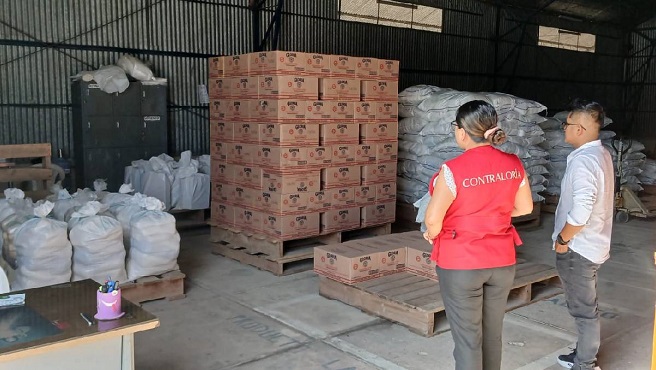 San Martín.– La Contraloría General halló tres indicios de irregularidad en la prestación de servicios en los Programas del Vaso de Leche y Complementación Alimentaria, a cargo de la Municipalidad Provincial de Moyobamba. El titular de la entidad auditada fue alertado para que adopte las medidas que correspondan, a fin de deslindar responsabilidades.