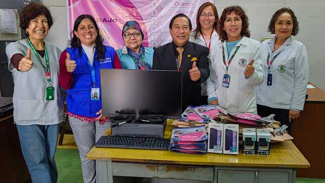 OIM donó computadora y celulares