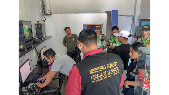 Operativo en Cabinas de Internet.