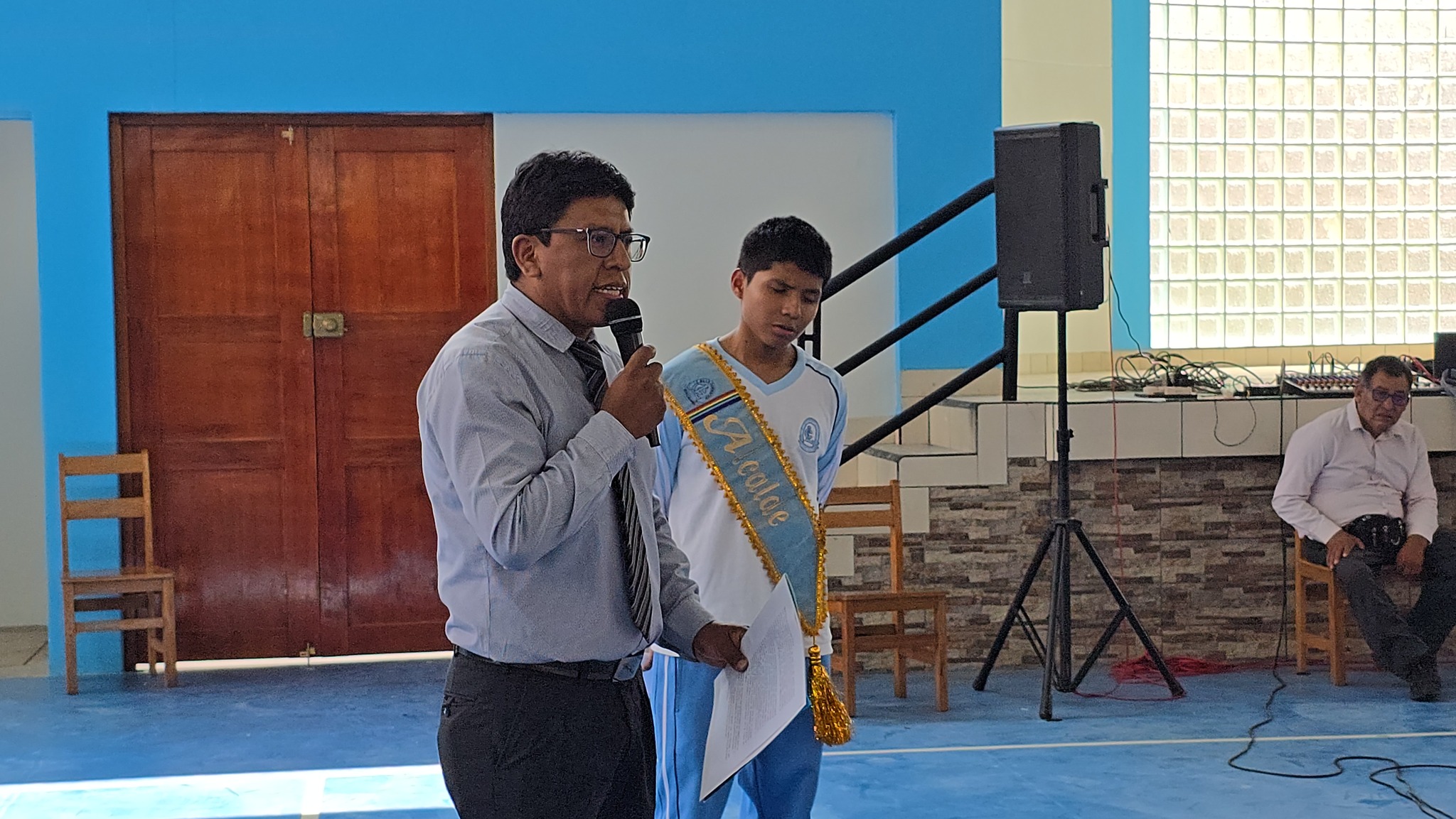 Comprometidos con la educación, entregamos el mejoramiento de las instalaciones del coliseo de la I. E. La Convención