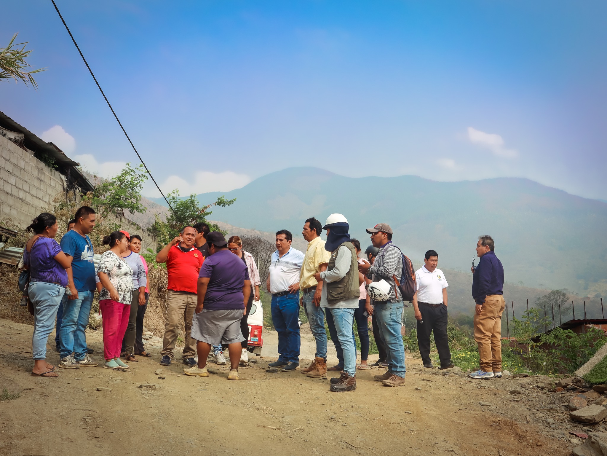 Visita a las urbanizaciones en formación en Barrial Alta