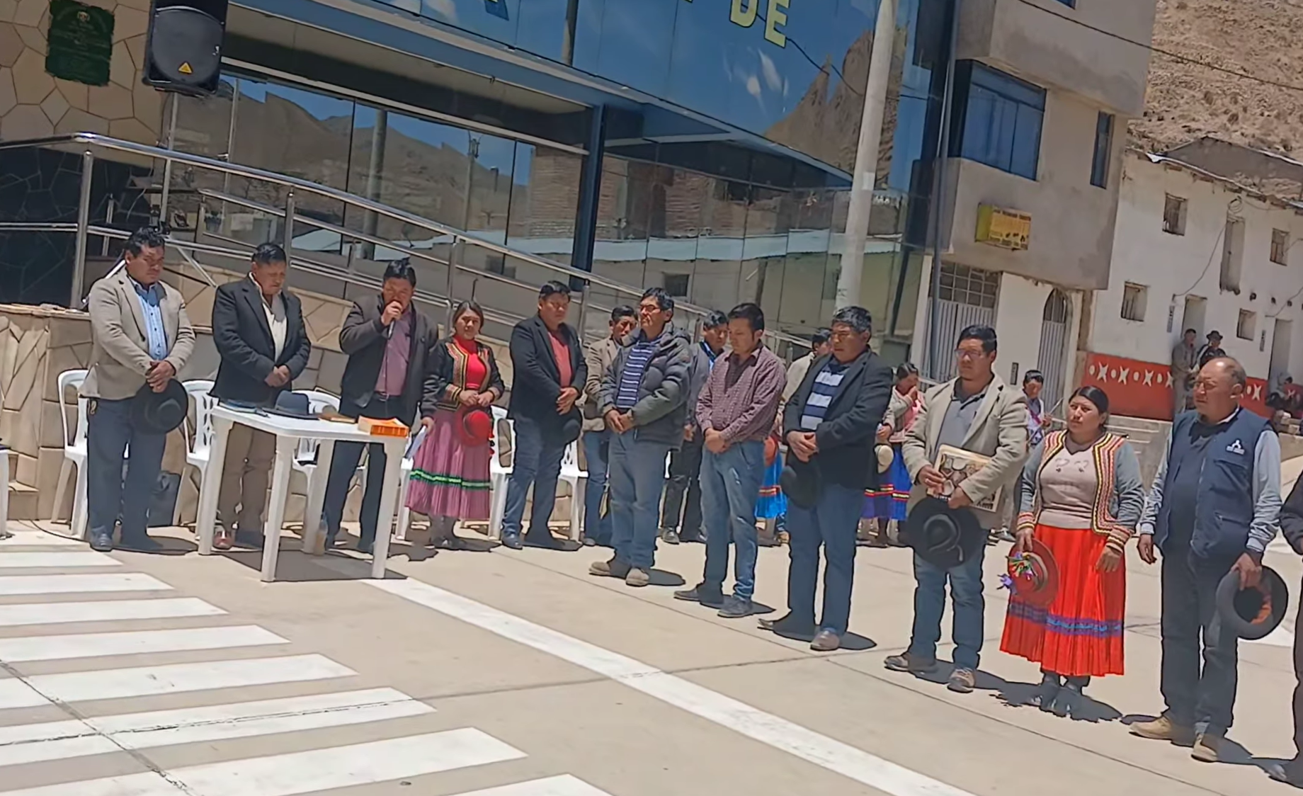 Miembros de la Asociación Civil Frente de Defensa por el desarrollo integral de Ichuña juraron cumplir sus cargos