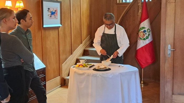 Promocionan la gastronomía y productos peruanos en Suiza